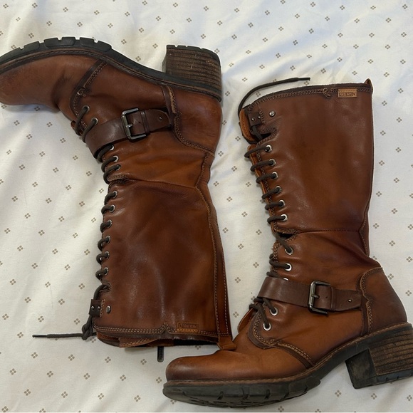 PIKOLINOS Chestnut Leather Combat Boots with patina - Picture 2 of 8